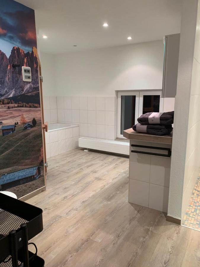 Living Boardinghouse Apartment *